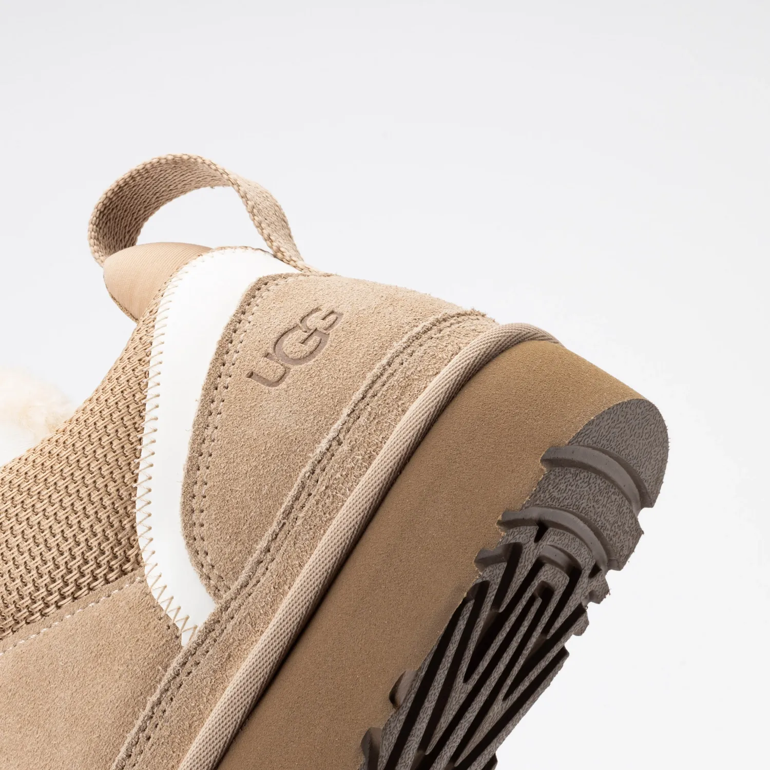 UGG Women Lowmel Sand